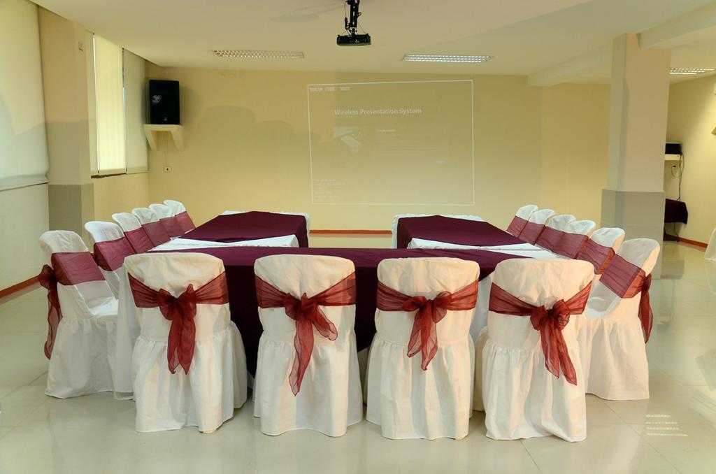 Hotel Palenque Bagian luar foto
